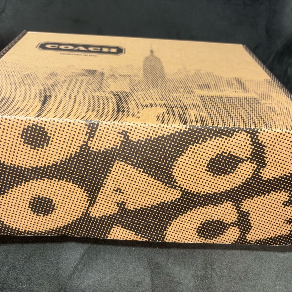 Coach Men's High Line Sneakers in Signature Canvas - Picture 5 of 5